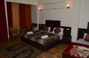 Hotel Auli D
